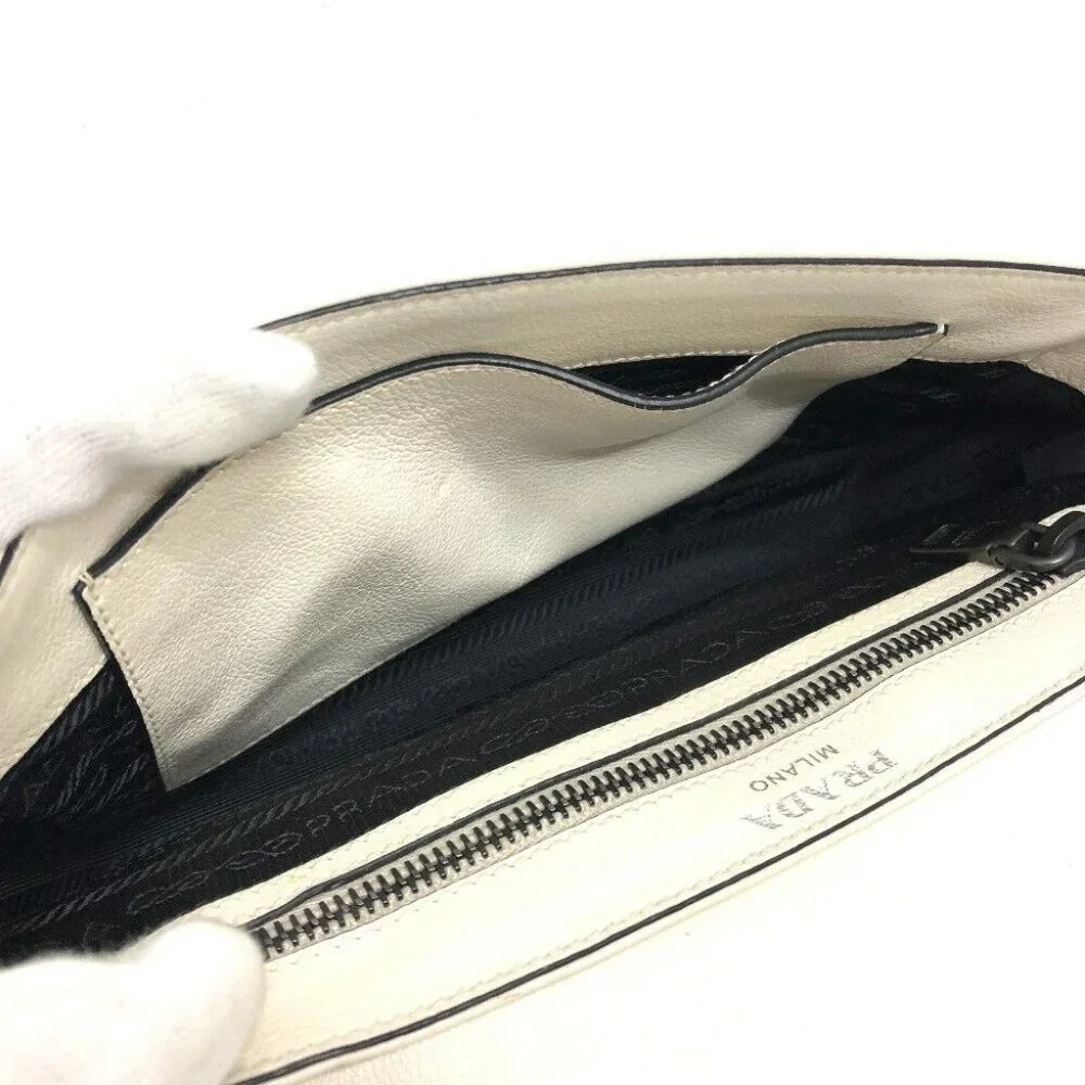 PRADA Logo studs ChainShoulder Bag Shoulder Bag Leather White - Picture 10 of 15